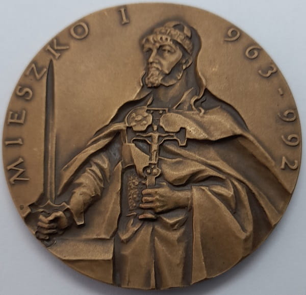 Medal Mieszko I półpostać PTAiN